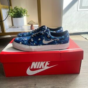 Nike Satire Canvas Premium  Floral ‘Deep Royal Blue’ 705193-412